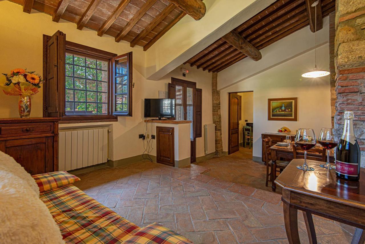 Agriturismo Casavaiano Gambassi Terme Luaran gambar