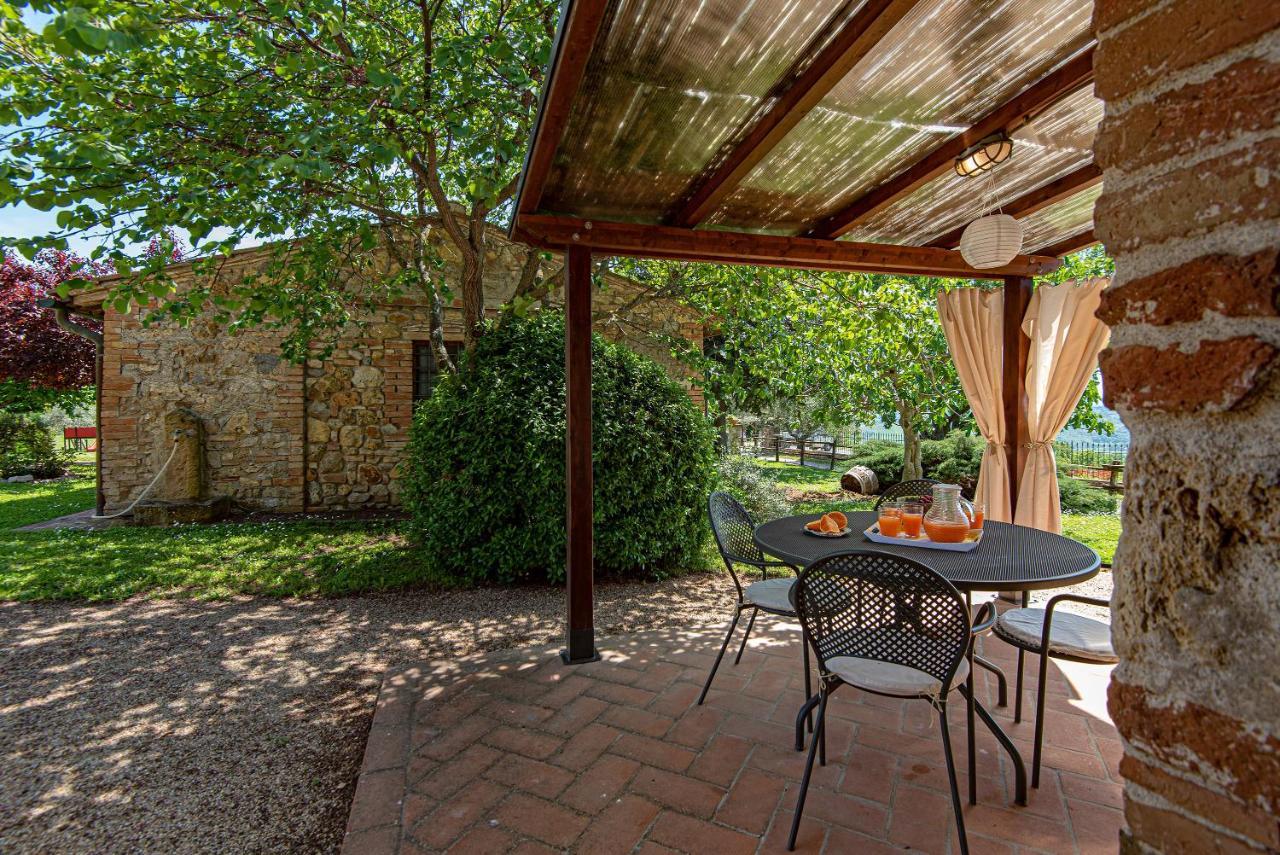 Agriturismo Casavaiano Gambassi Terme Luaran gambar