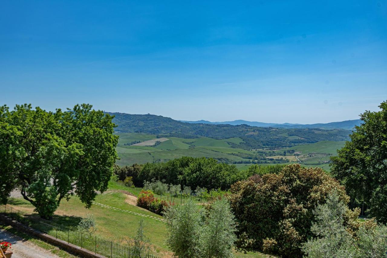 Agriturismo Casavaiano Gambassi Terme Luaran gambar