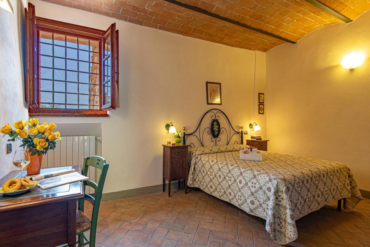 Agriturismo Casavaiano Gambassi Terme Luaran gambar